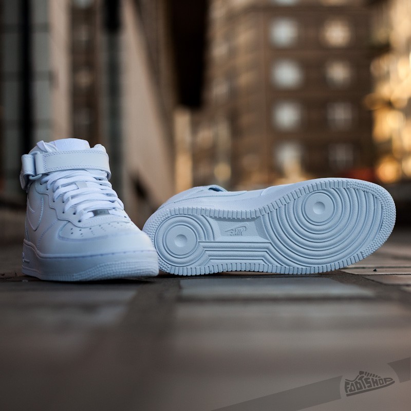 Încălțăminte și sneakerși pentru bărbați Nike Air Force 1 Mid '07 White/ White