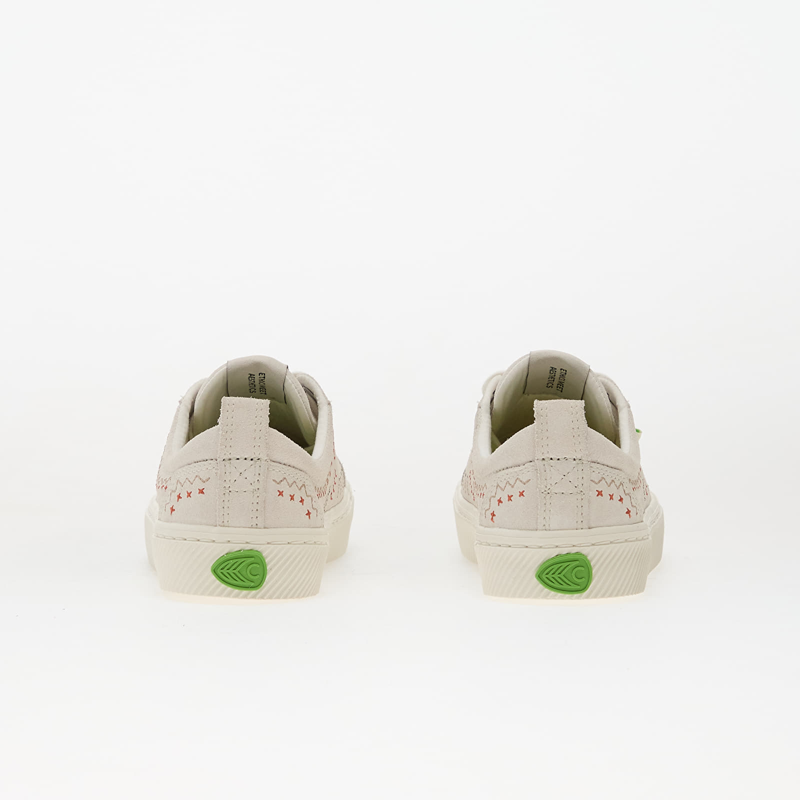 Women's shoes Cariuma W Oca Low Smoke White