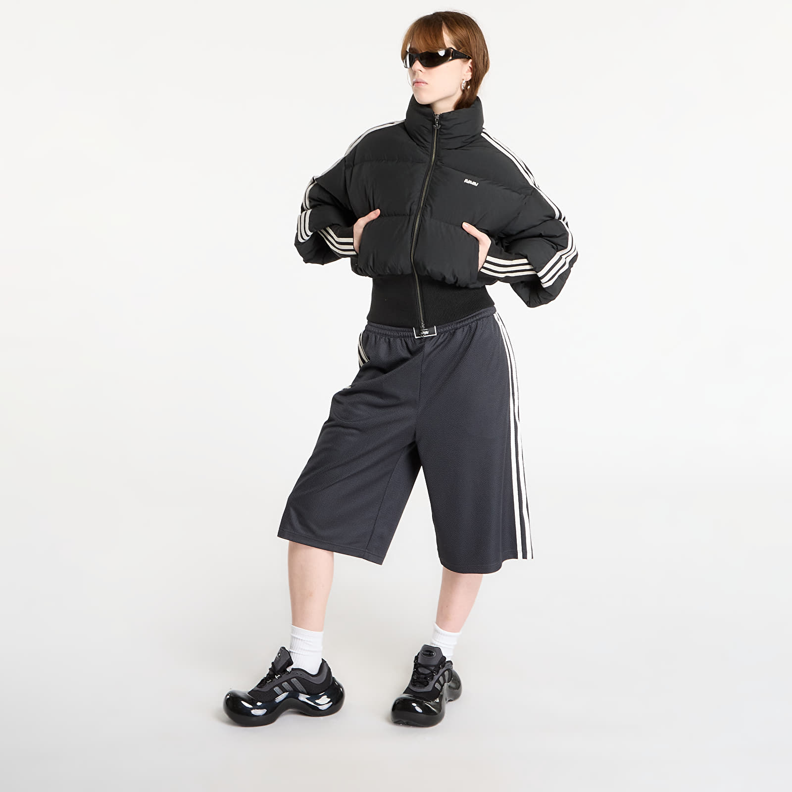 Jacken für Frauen adidas x AVAVAV Baby Puffer Black