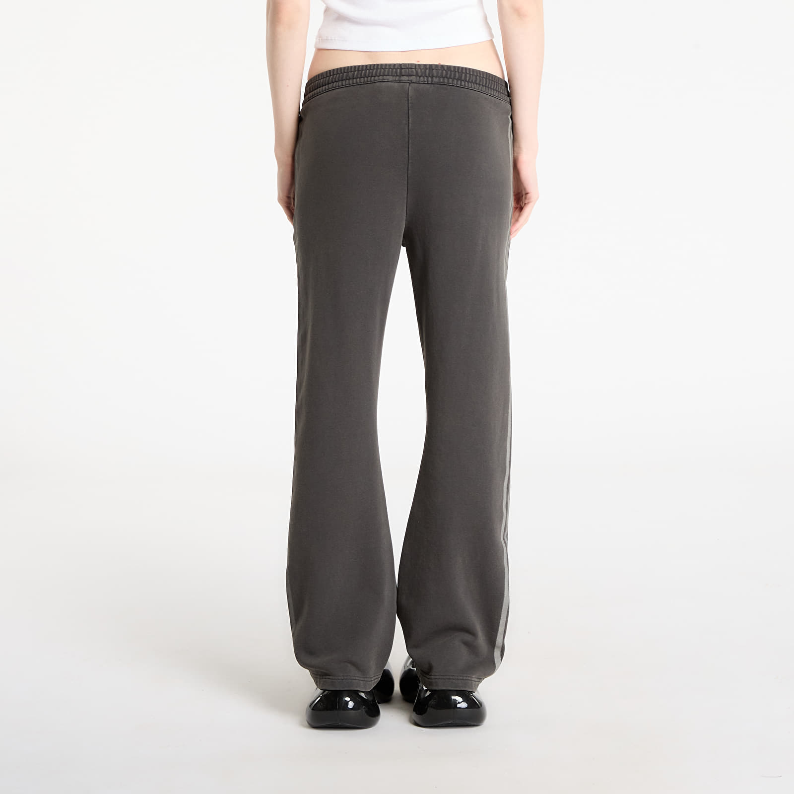 Jogginghosen für Frauen adidas x AVAVAV Track Pants F Terry Carbon