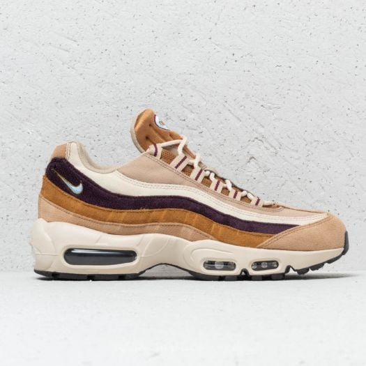 Nike air max 95 premium desert men's best sale shoe