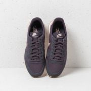 Nike internationalist deals oil grey