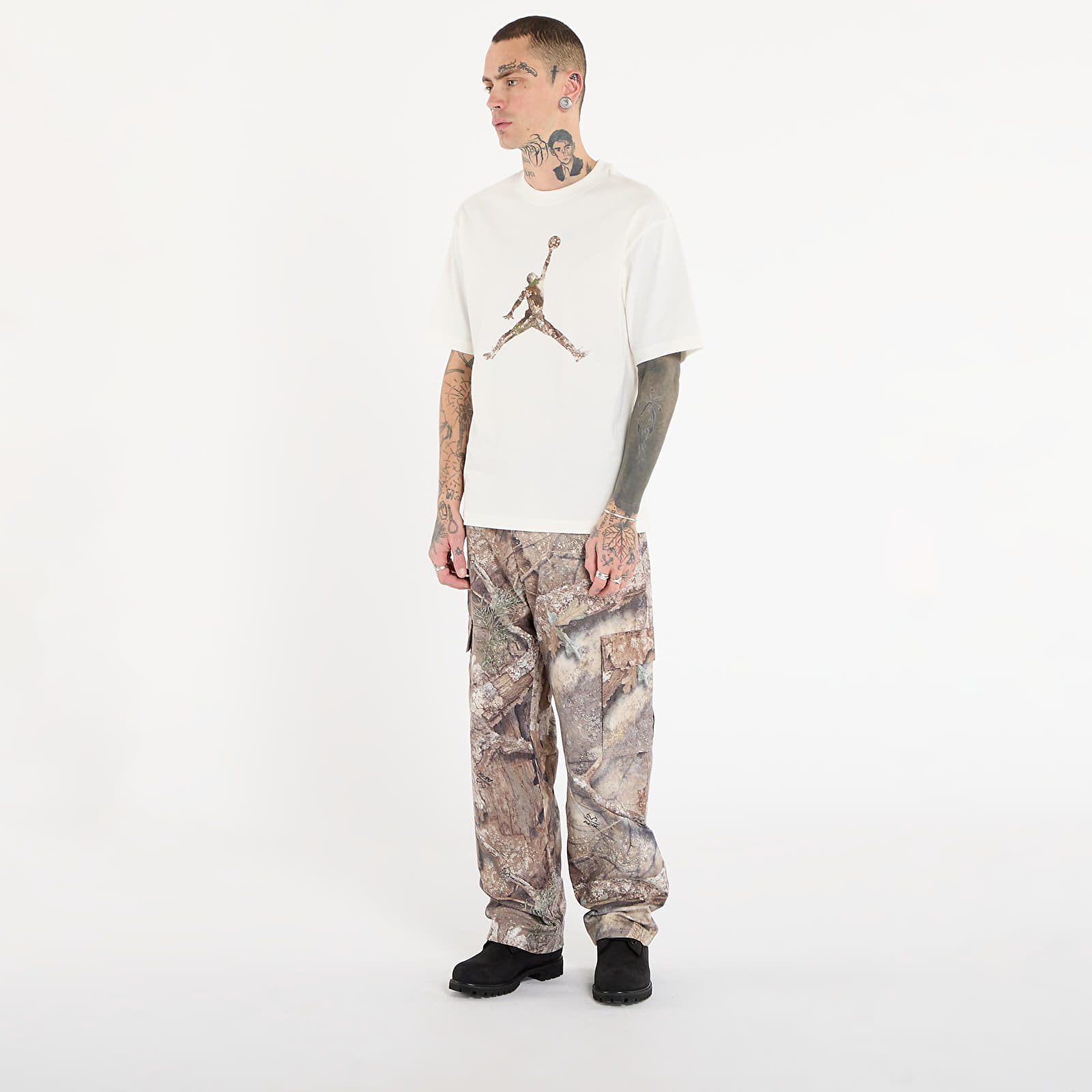 T-Shirts Jordan Brooklyn Men's Realtree Jumpman T-Shirt Sail/ Black