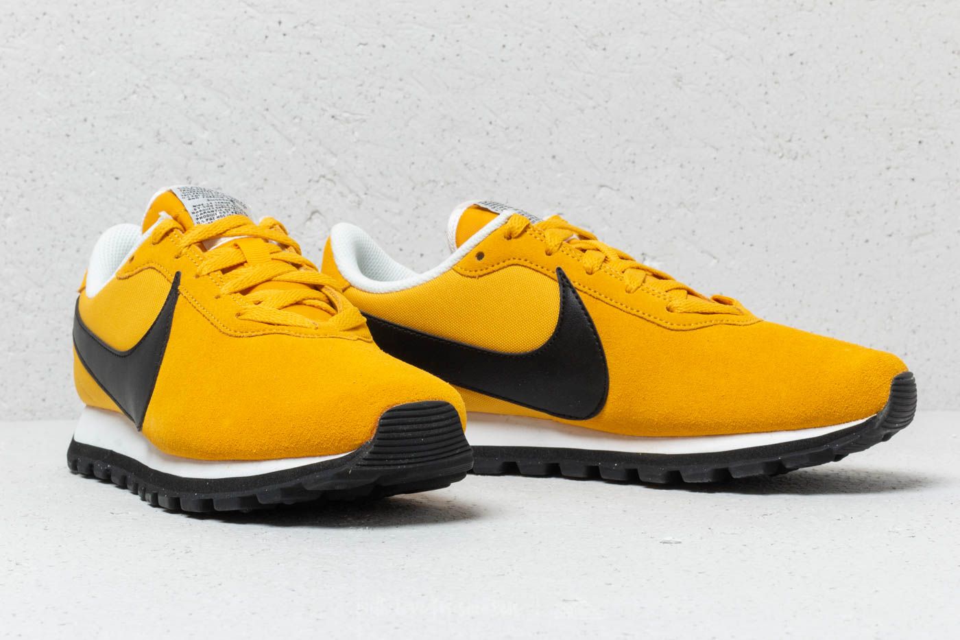 Naiste jalatsid Nike Wmns Pre-Love O.X. Yellow Ochre/ Black