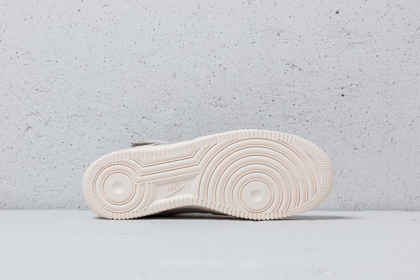 Nike air force 1 high 07 suede desert sand outlet
