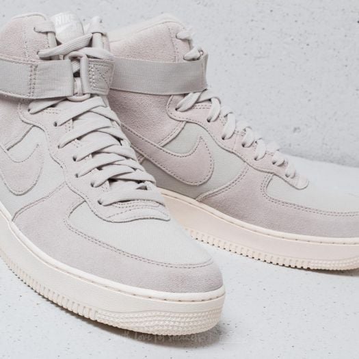Men s shoes Nike Air Force 1 High 07 Suede Desert Sand Desert Sand Sail Footshop