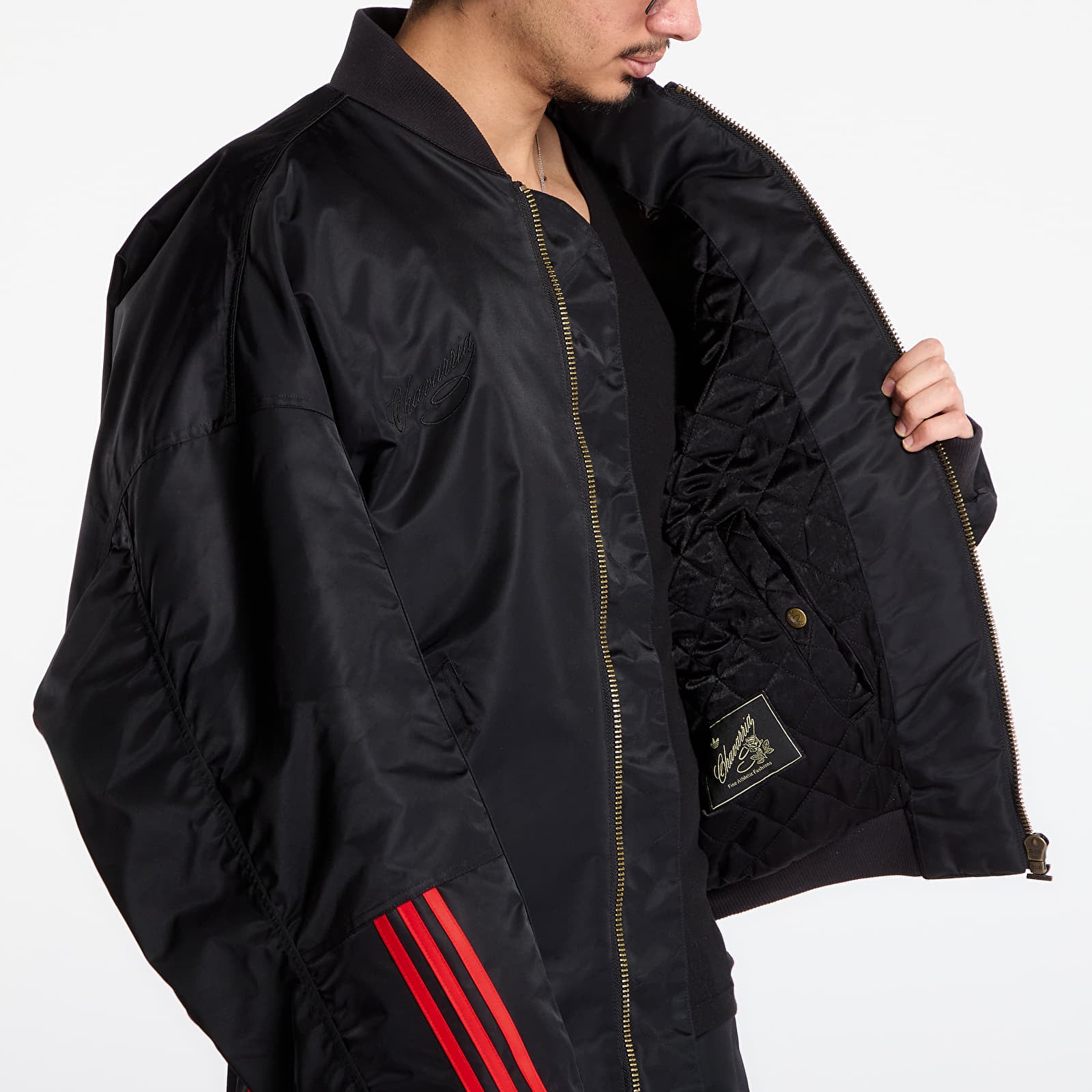 Striukės adidas x Willy Chavarria Satin Bomber Black