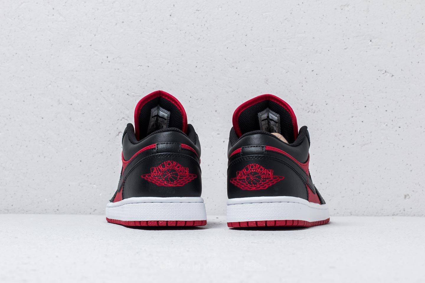 Încălțăminte și sneakerși pentru bărbați Air Jordan 1 Low Gym Red/ Black-White