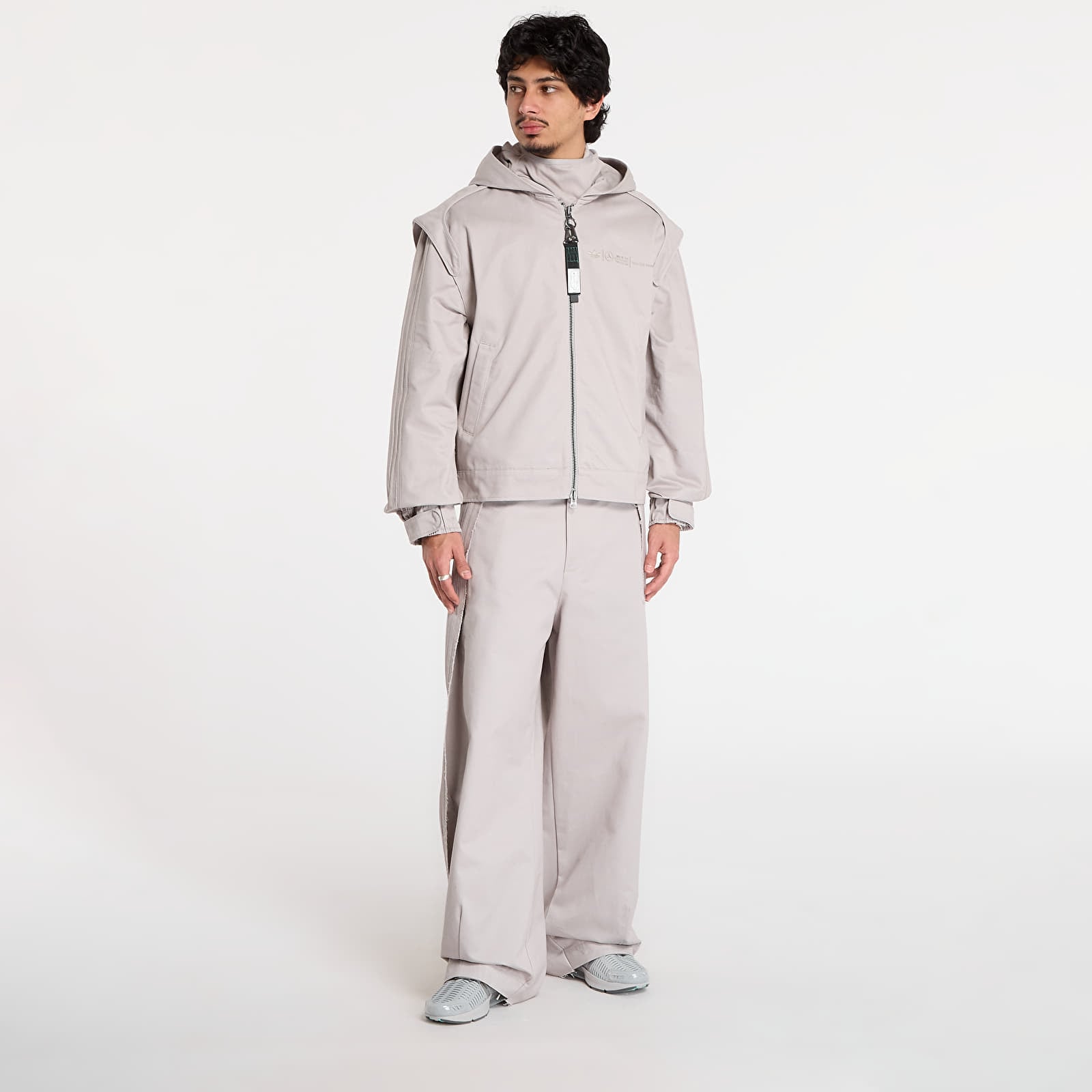 Jakne  adidas x Bad Bunny x Mercedes - AMG Petronas Formula One Team Racing Zip Up Jacket UNISEX Clear Granite