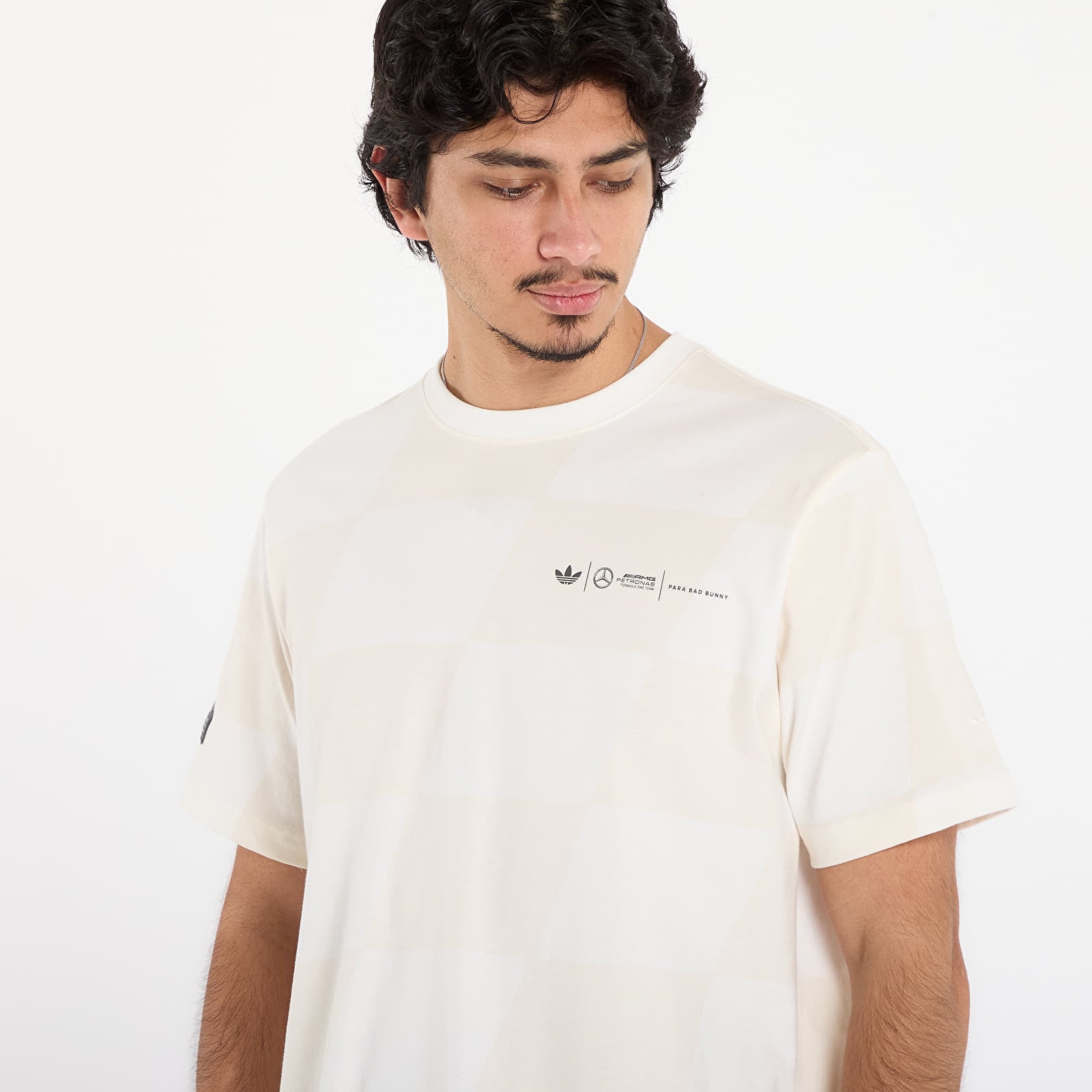 Футболки adidas x Bad Bunny x Mercedes - AMG Petronas Formula One Team Racing Tee Core White/ Core White