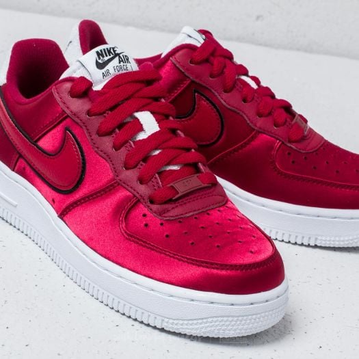 Nike air force 1 07 se red crush clearance