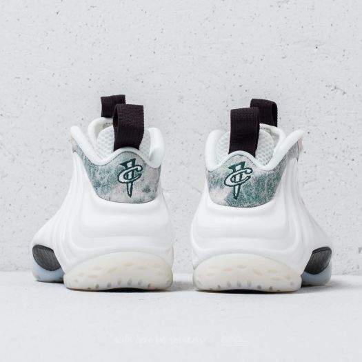 Nike Wmns Air Foamposite One