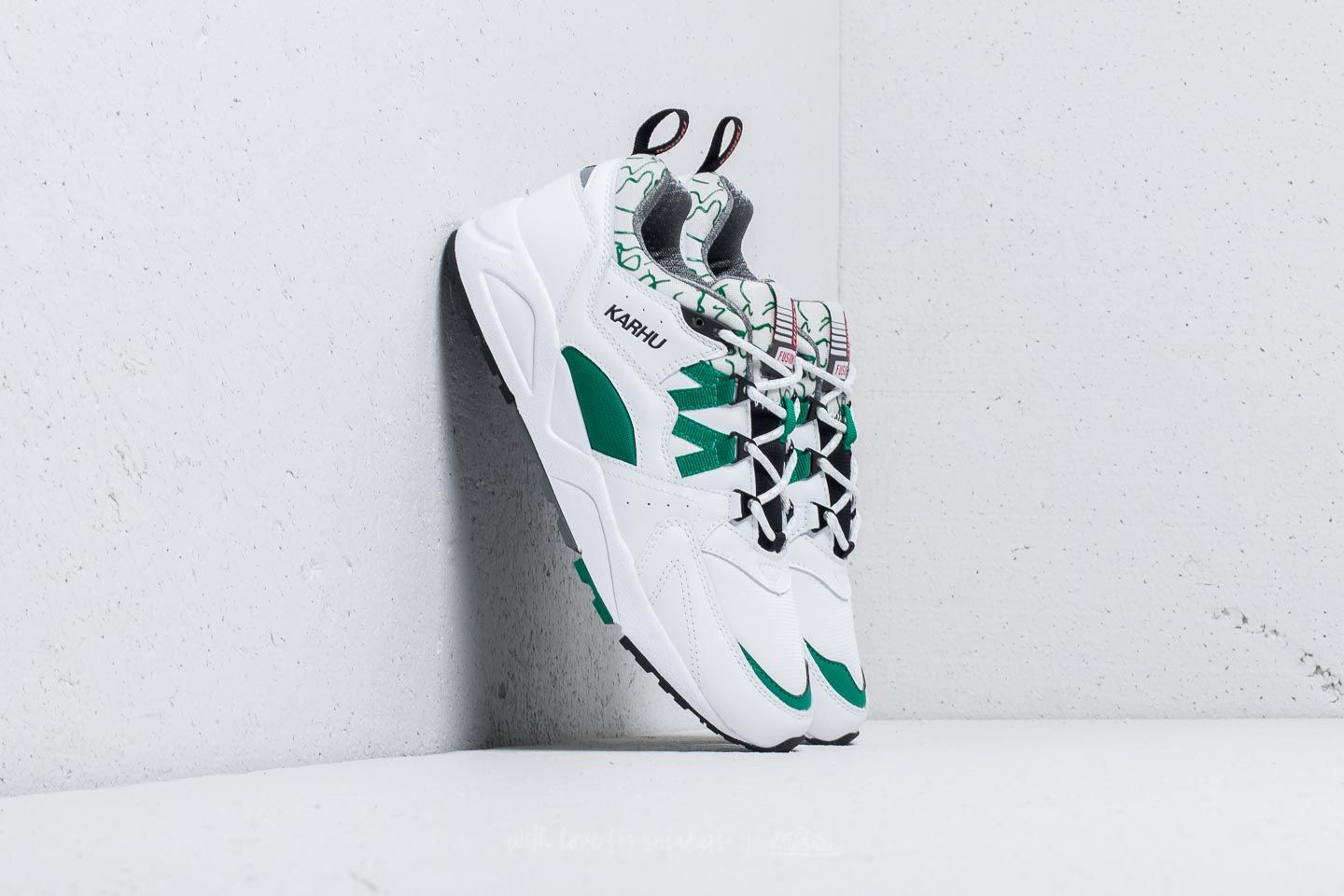 Men's shoes Karhu Fusion 2.0 White/ Ultra Marine Green