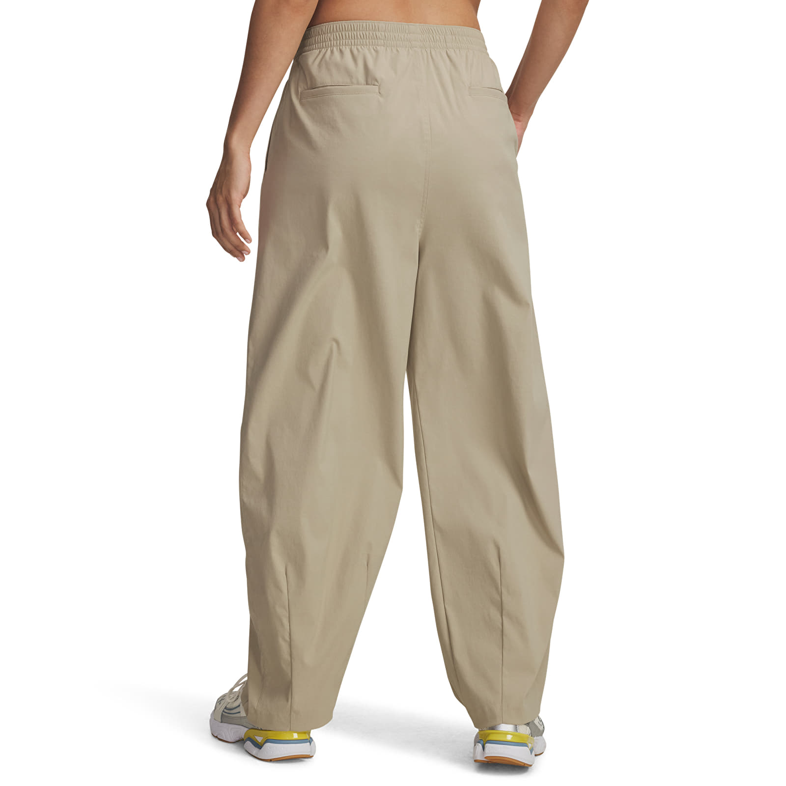 Dámské kalhoty Under Armour Unstoppable Wvn Pleat Pt Brown