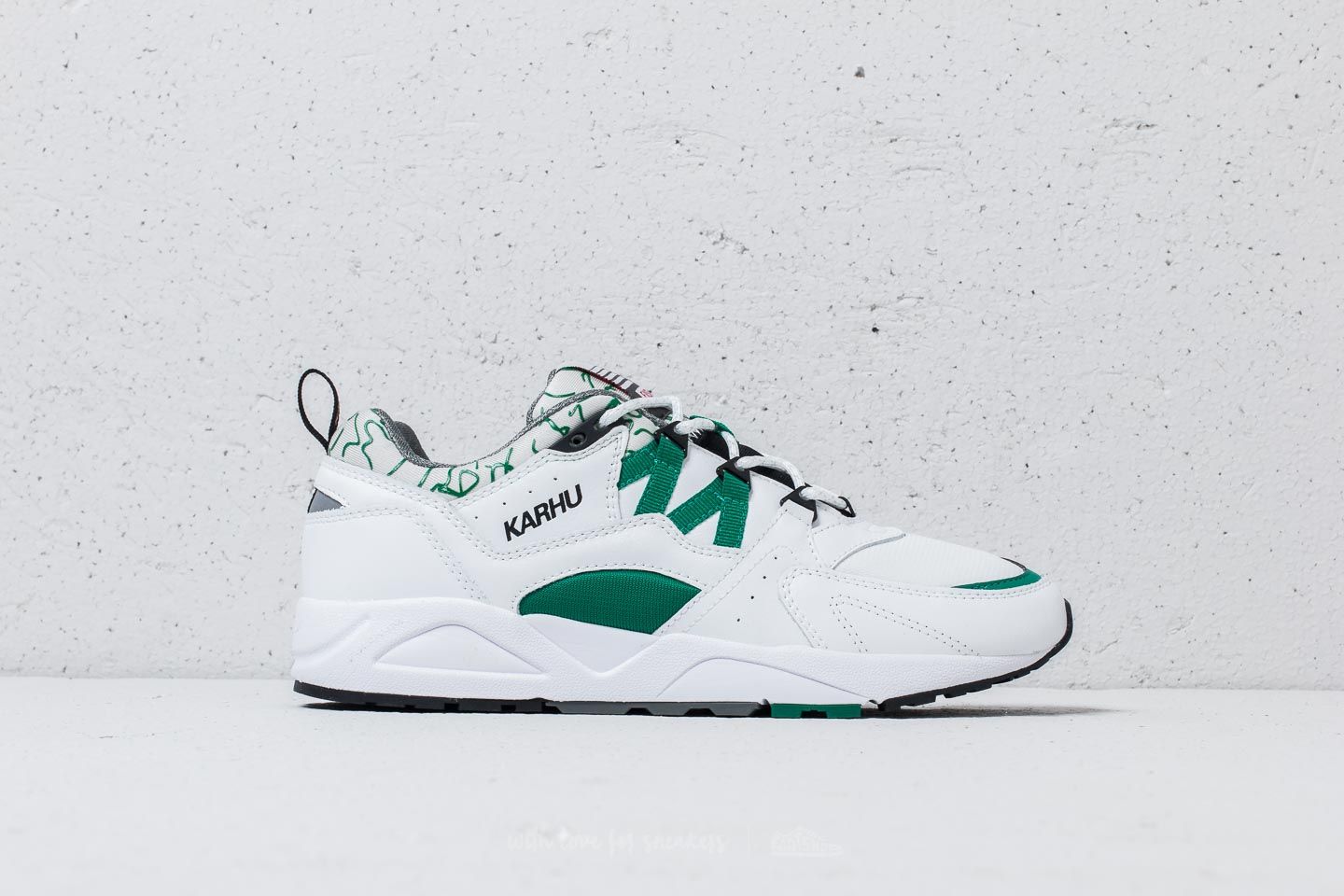 Men's shoes Karhu Fusion 2.0 White/ Ultra Marine Green