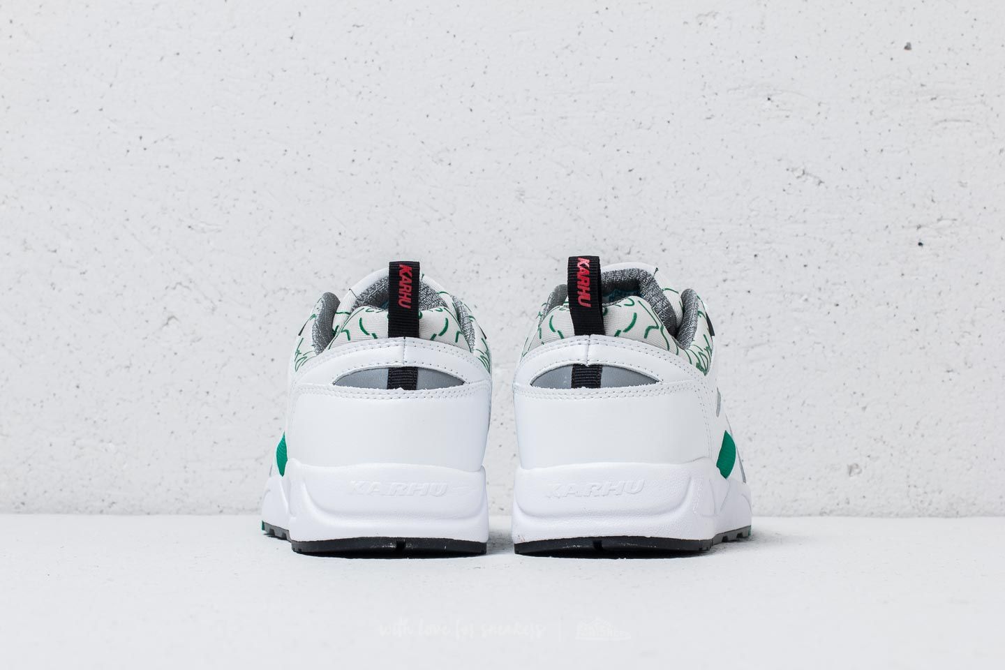 Men's shoes Karhu Fusion 2.0 White/ Ultra Marine Green