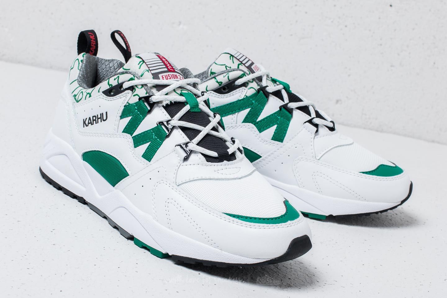 Men's shoes Karhu Fusion 2.0 White/ Ultra Marine Green
