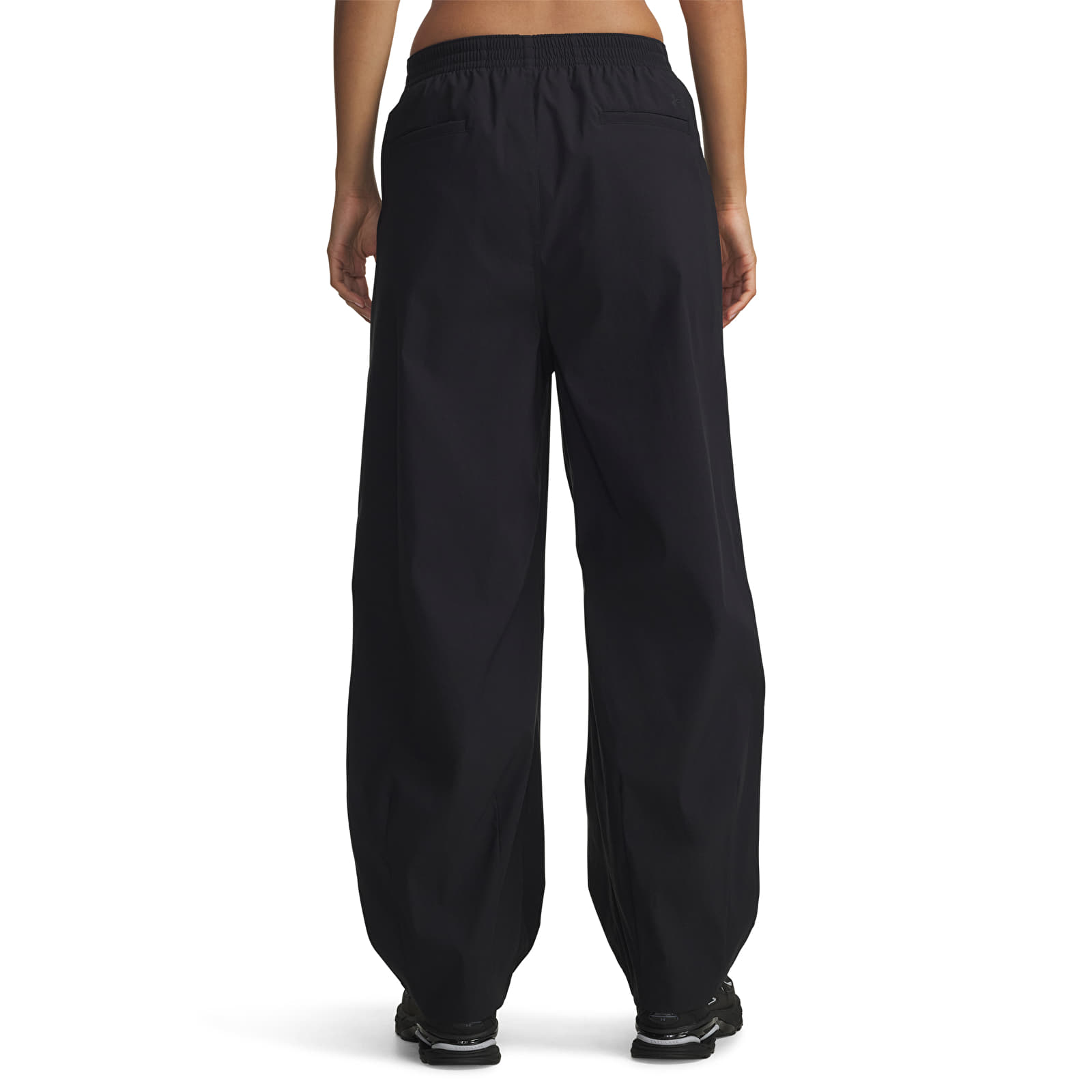 Dámské kalhoty Under Armour Unstoppable Wvn Pleat Pt Black