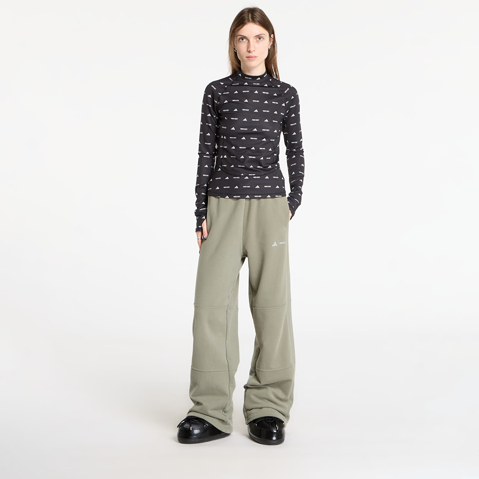 Bukser adidas x Moonboot Tracksuit Pant Leggrn