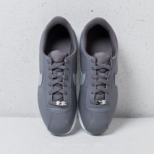 Women s shoes Nike Cortez Basic SL GS Gunsmoke Gunsmoke White