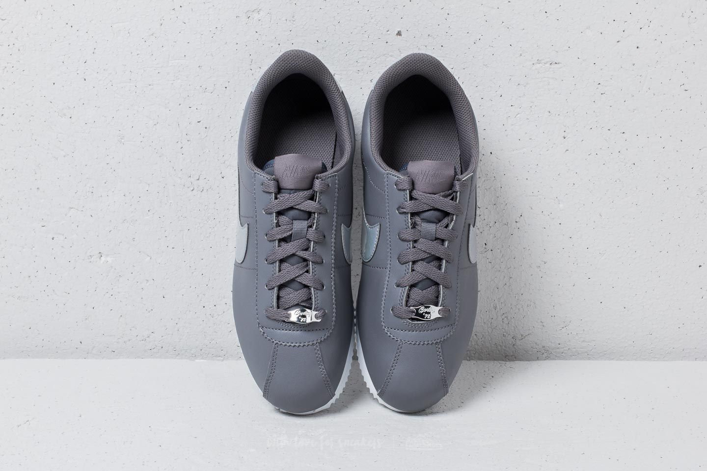 Damen Sneaker und Schuhe Nike Cortez Basic SL (GS) Gunsmoke/ Gunsmoke-White