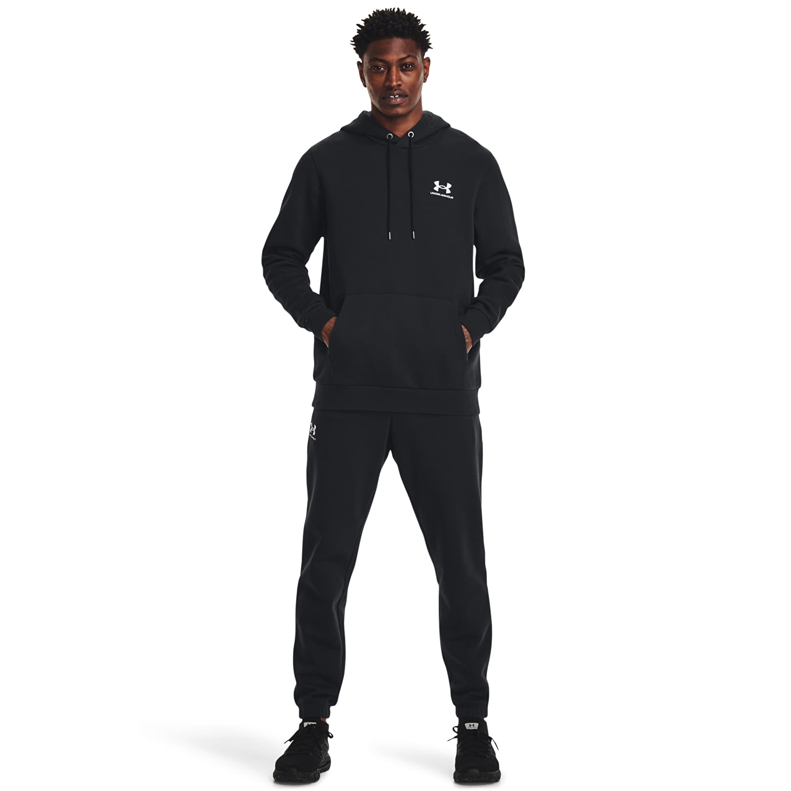 Sweatjacken und Sweatshirts Under Armour Essential Fleece Hoodie Black/ White