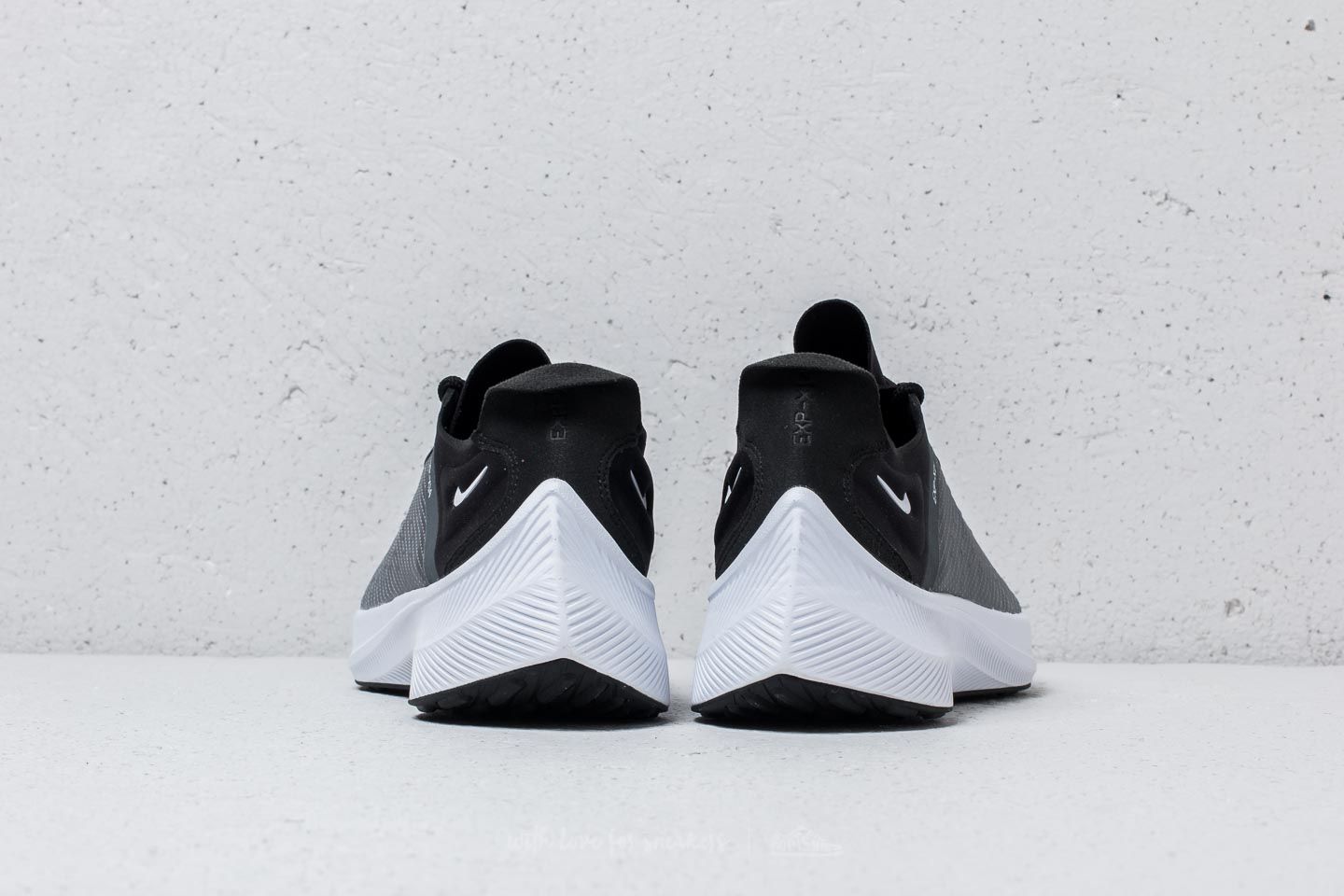 Nike exp x14 hotsell black dark grey
