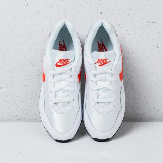Nike Wmns Outburst