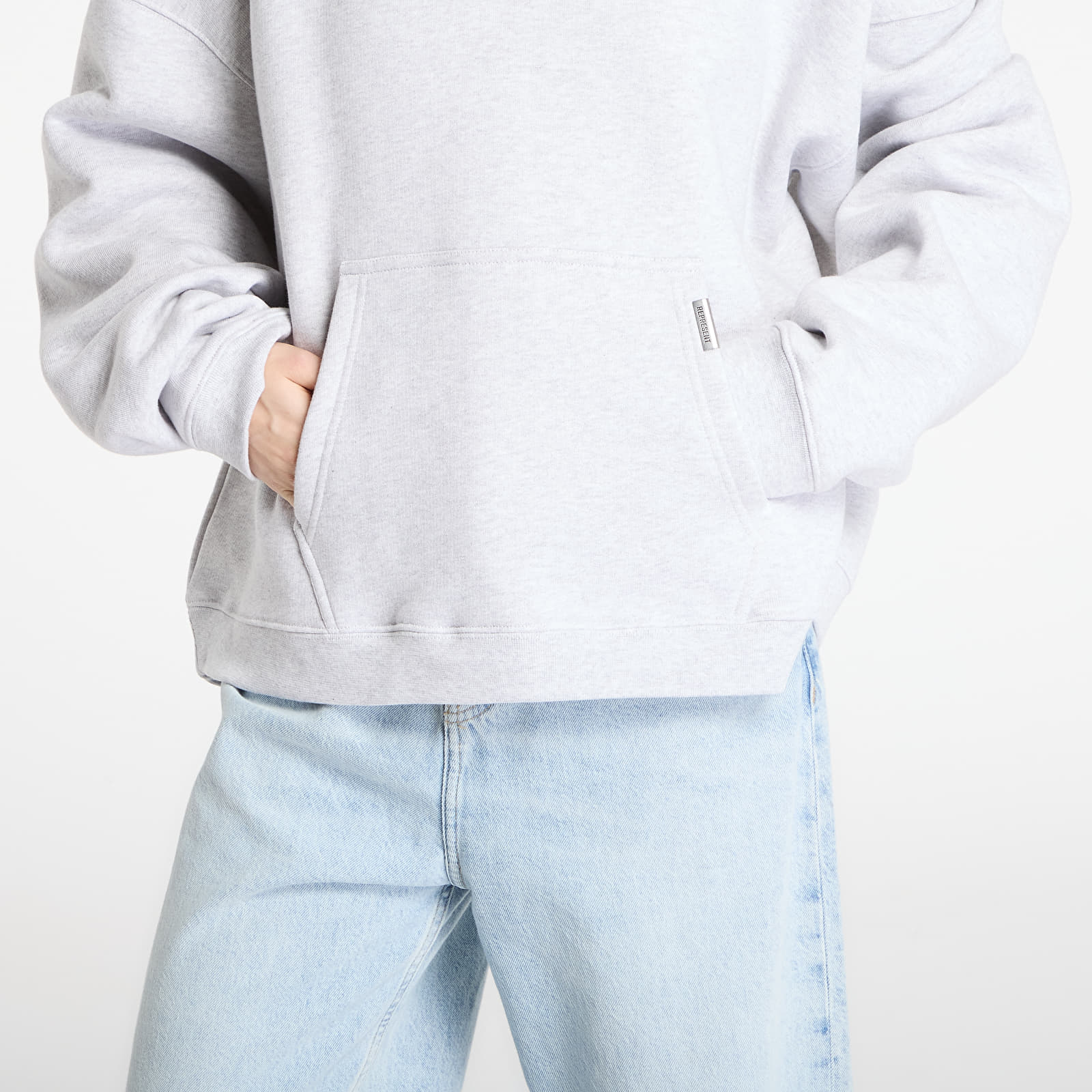 Hoodies en truien REPRESENT Initial Boxy Oversized Hoodie UNISEX Ice Grey Marl