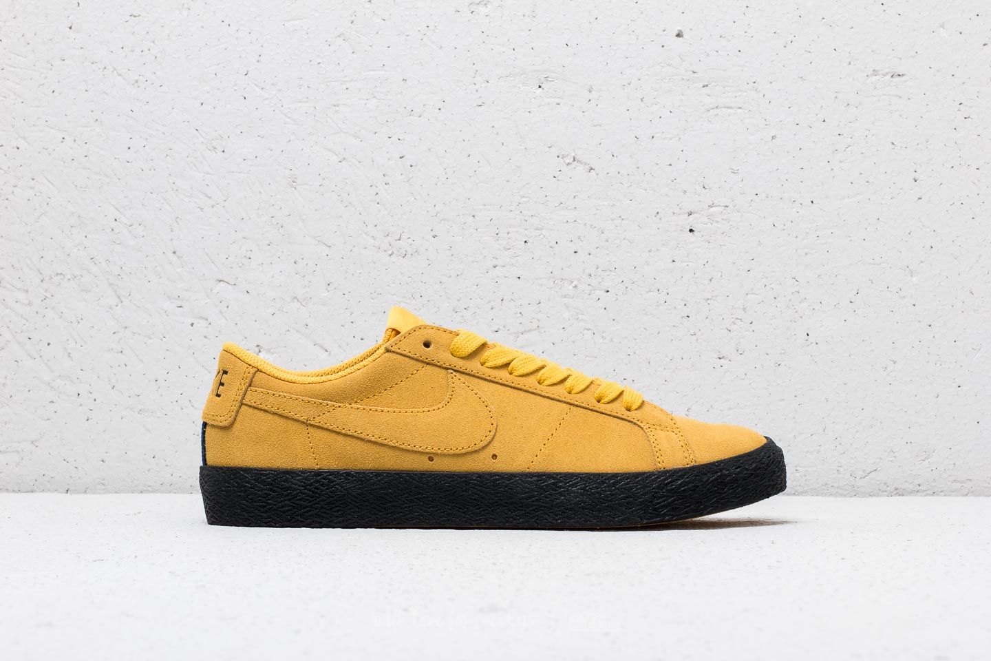Men s shoes Nike SB Zoom Blazer Low Yellow Ochre Yellow Ochre Footshop