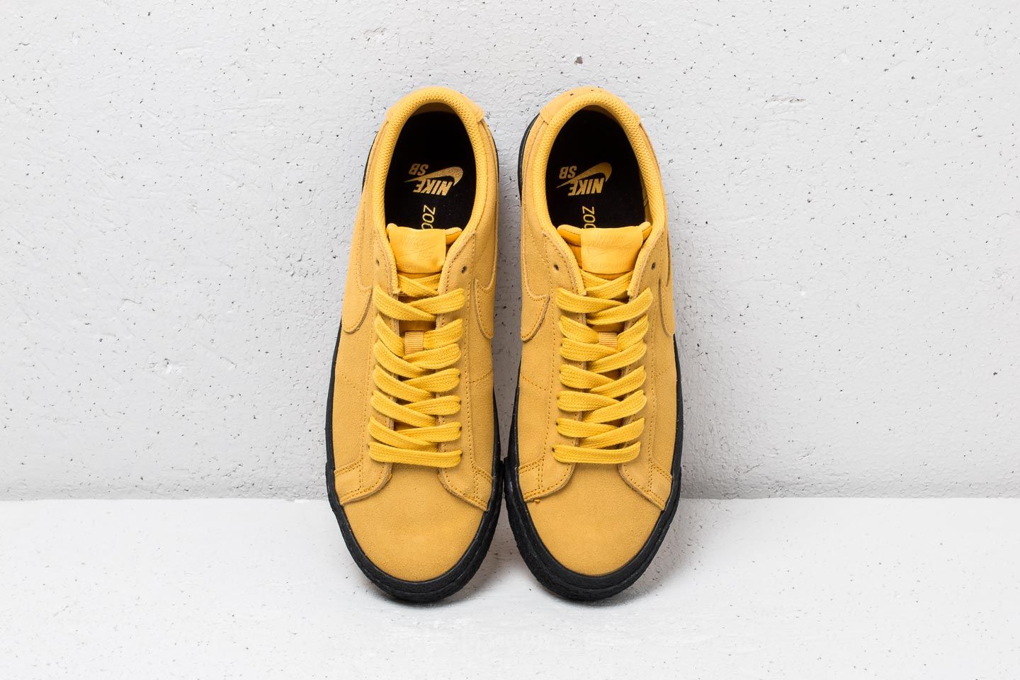 Men s shoes Nike SB Zoom Blazer Low Yellow Ochre Yellow Ochre Footshop