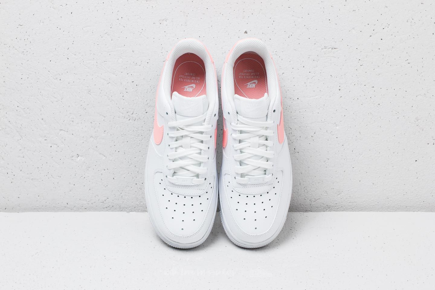 Nike air force white oracle pink sales