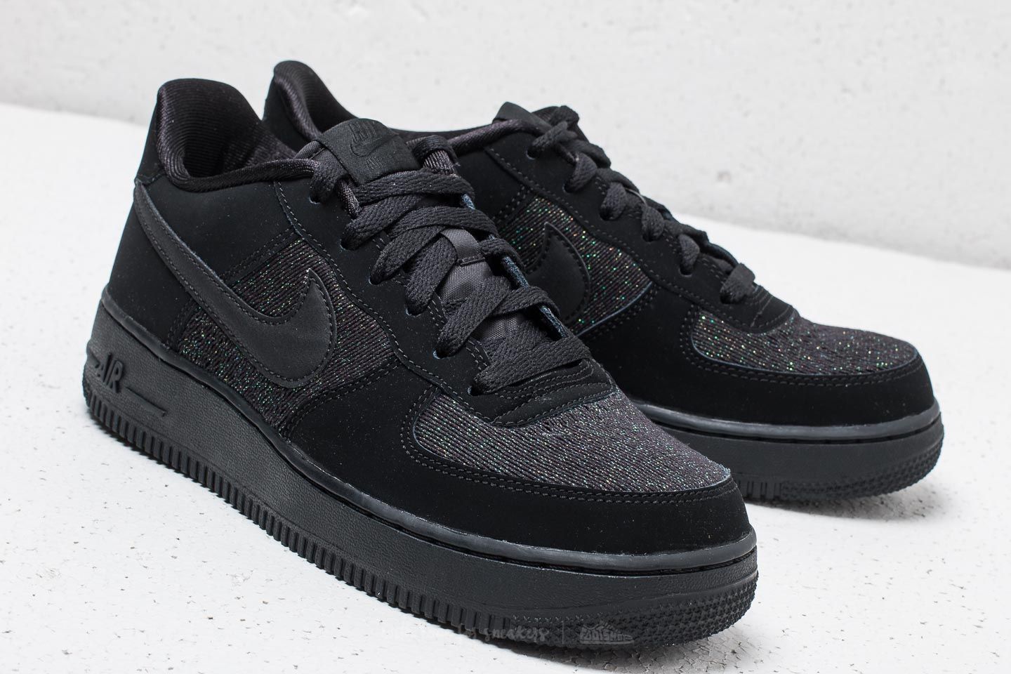 Sko til kvinder Nike Air Force 1 LV8 (GS) Black/ Black