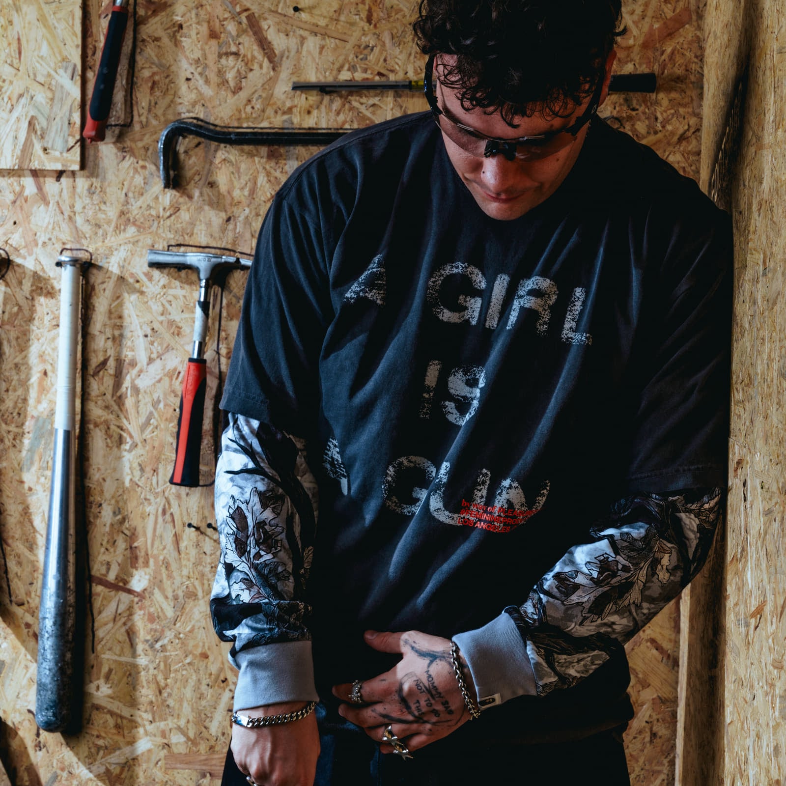 Футболки PLEASURES x FOOTSHOP EXCLUSIVE - G.I.A.G. T-Shirt Vintage Black