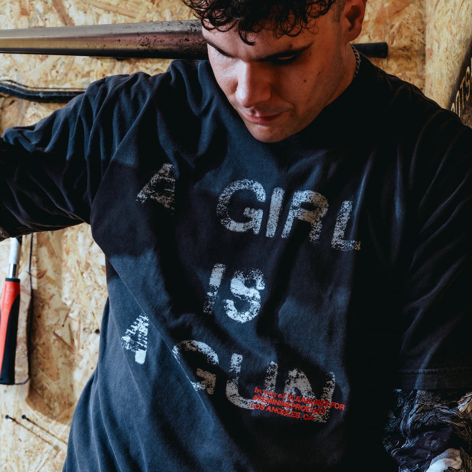 Футболки PLEASURES x FOOTSHOP EXCLUSIVE - G.I.A.G. T-Shirt Vintage Black