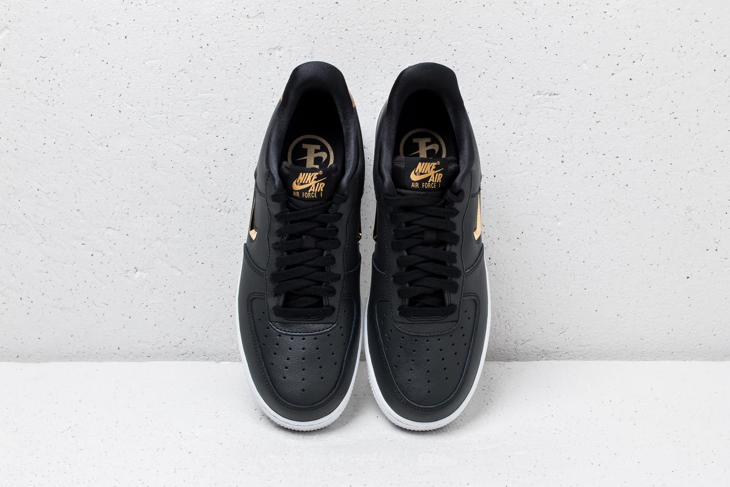 Nike air force 1 outlet 07 lv8 black gold