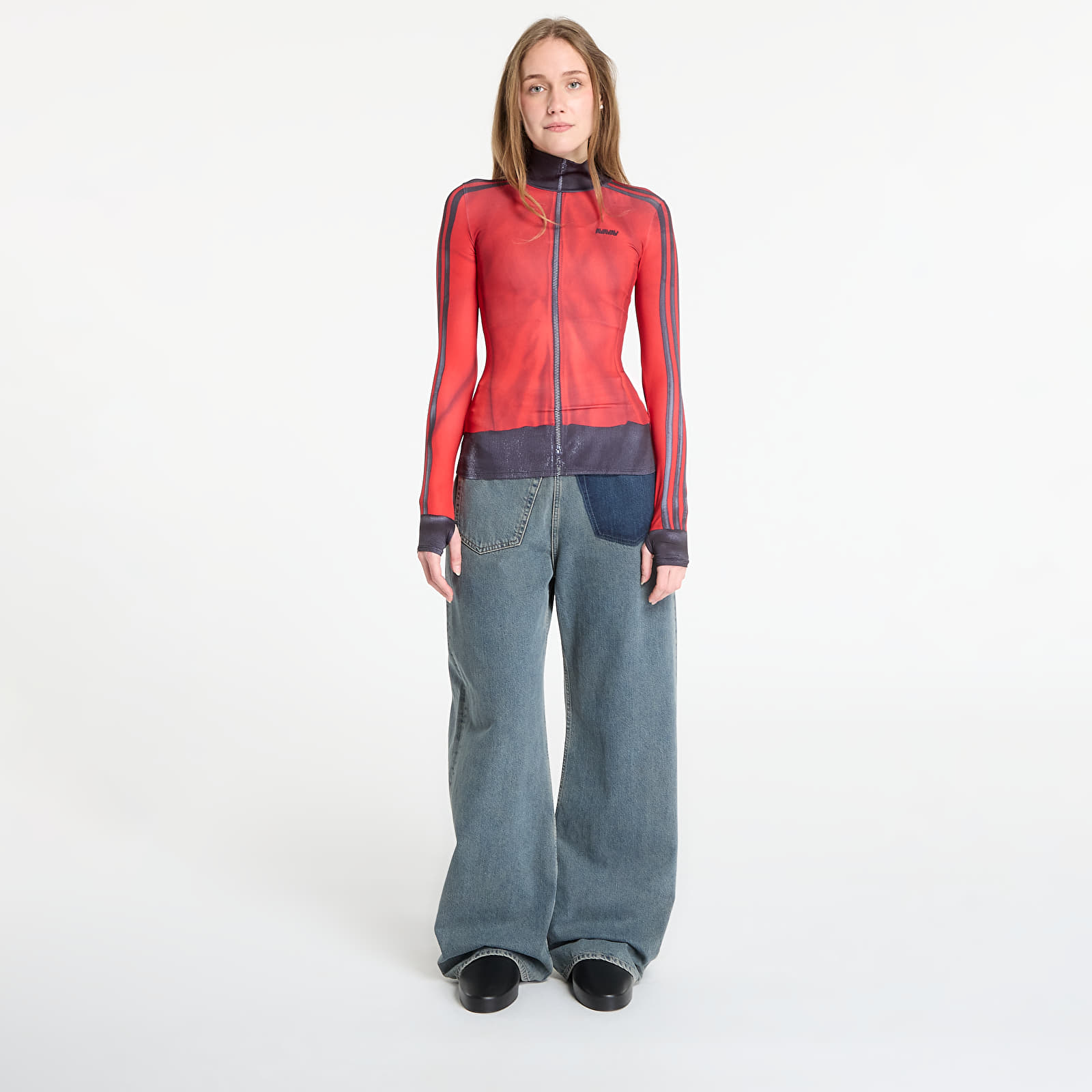 Ženske majice adidas x AVAVAV Baselayer Better Scarlet/ Black