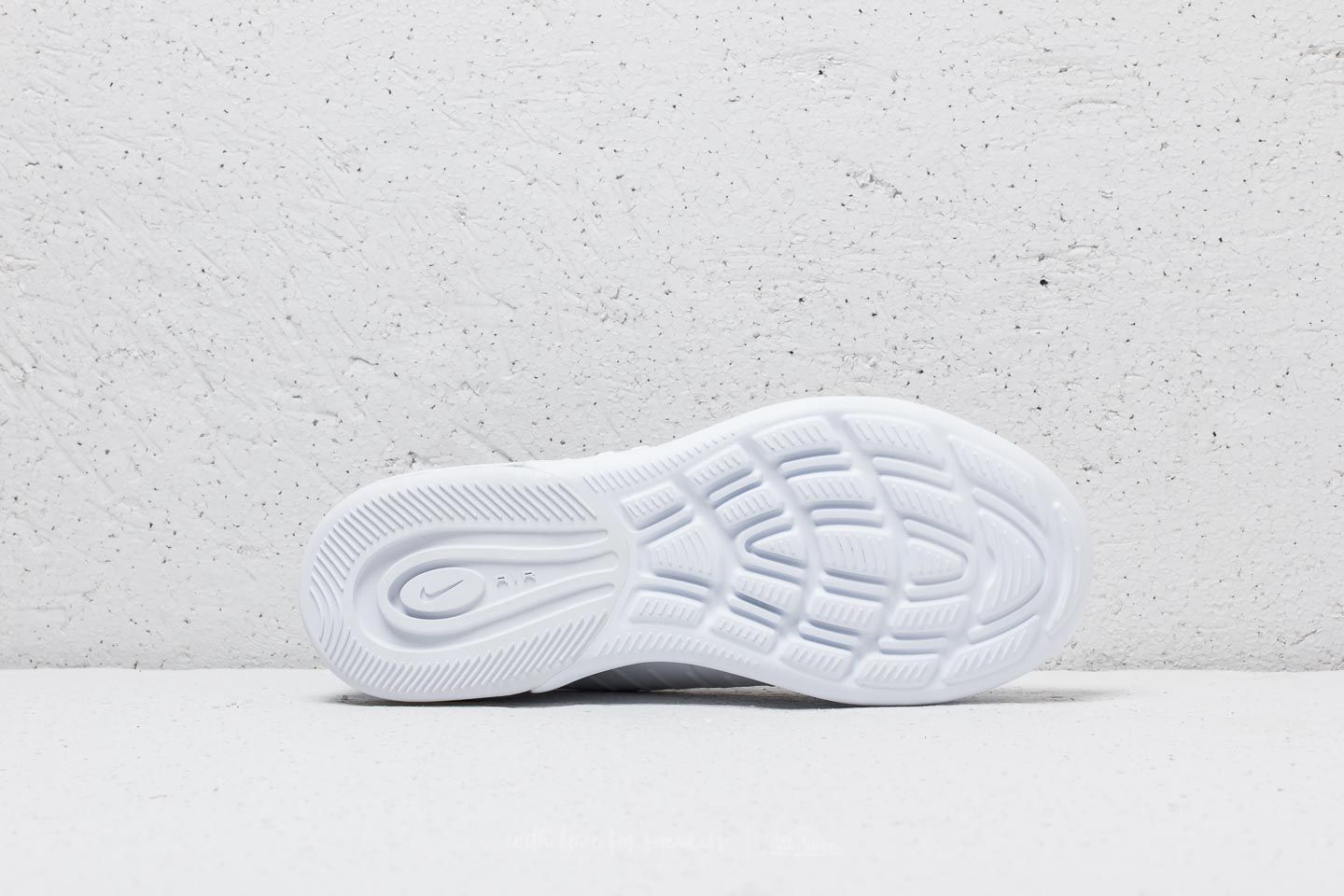 Women's shoes Nike Air Max Axis (GS) White/ Black