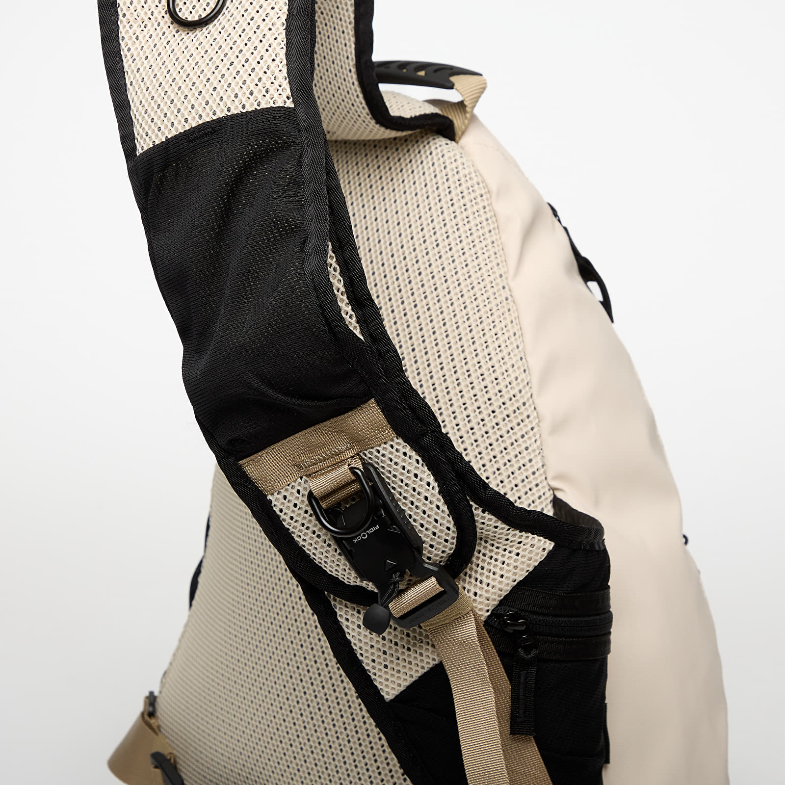 Чоловічі рюкзаки Oakley Latitude Sling Pack Mist