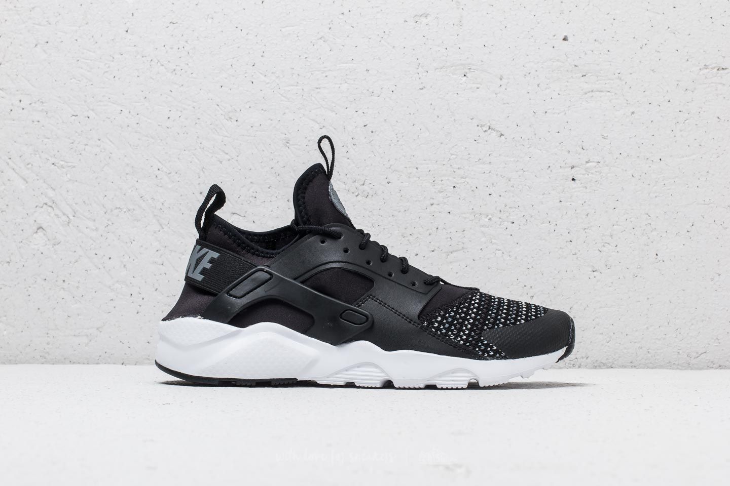 Huarache ultra sales anthracite