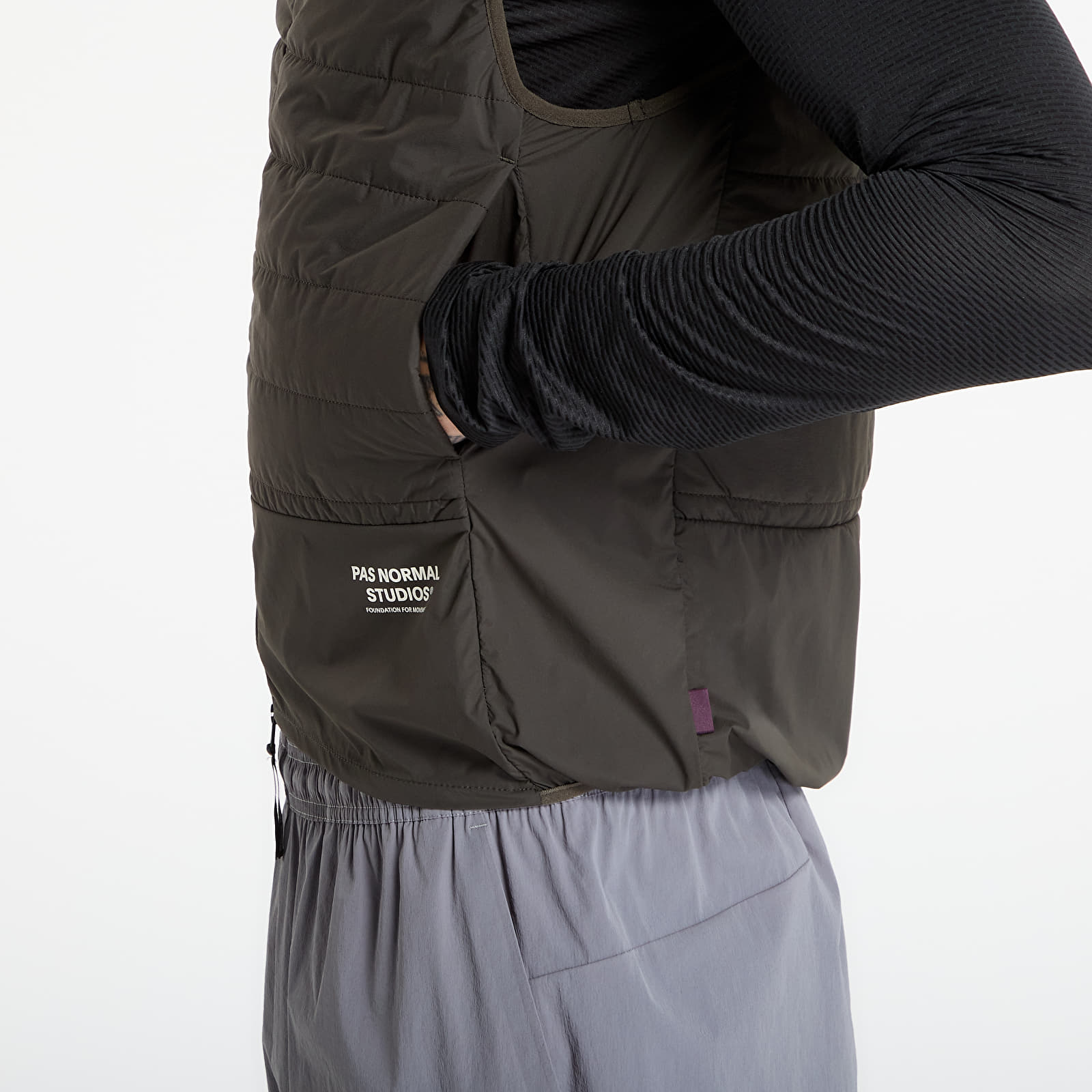 Vestes Pas Normal Studios Balance Insulated Vest ND Dark Olive