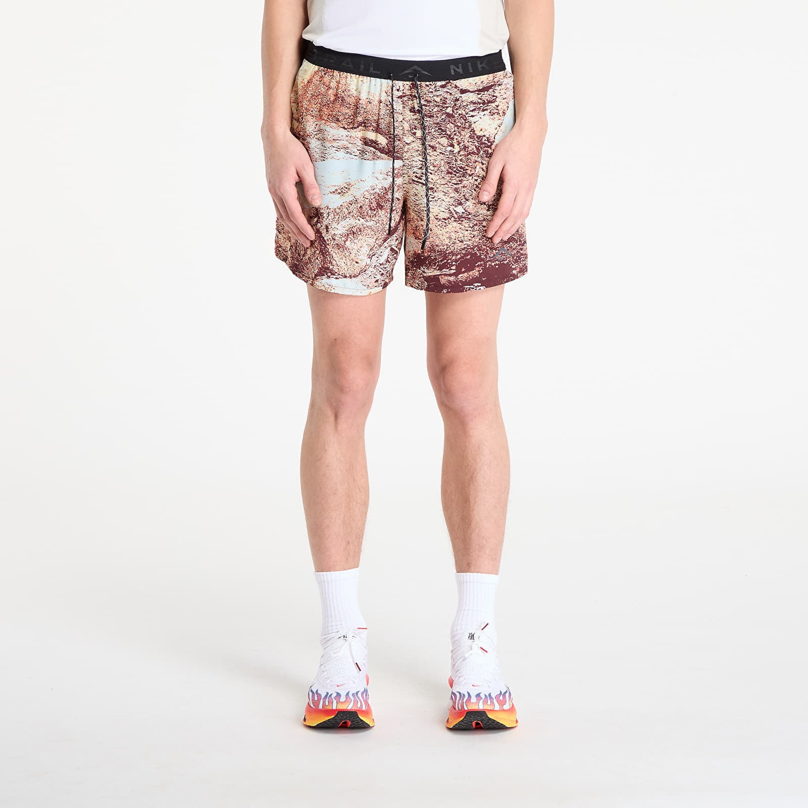 Pantaloni scurți Nike Trail Mens Dri-FIT 6 Brief-Lined Running Shorts Sail/ Black/ Black S