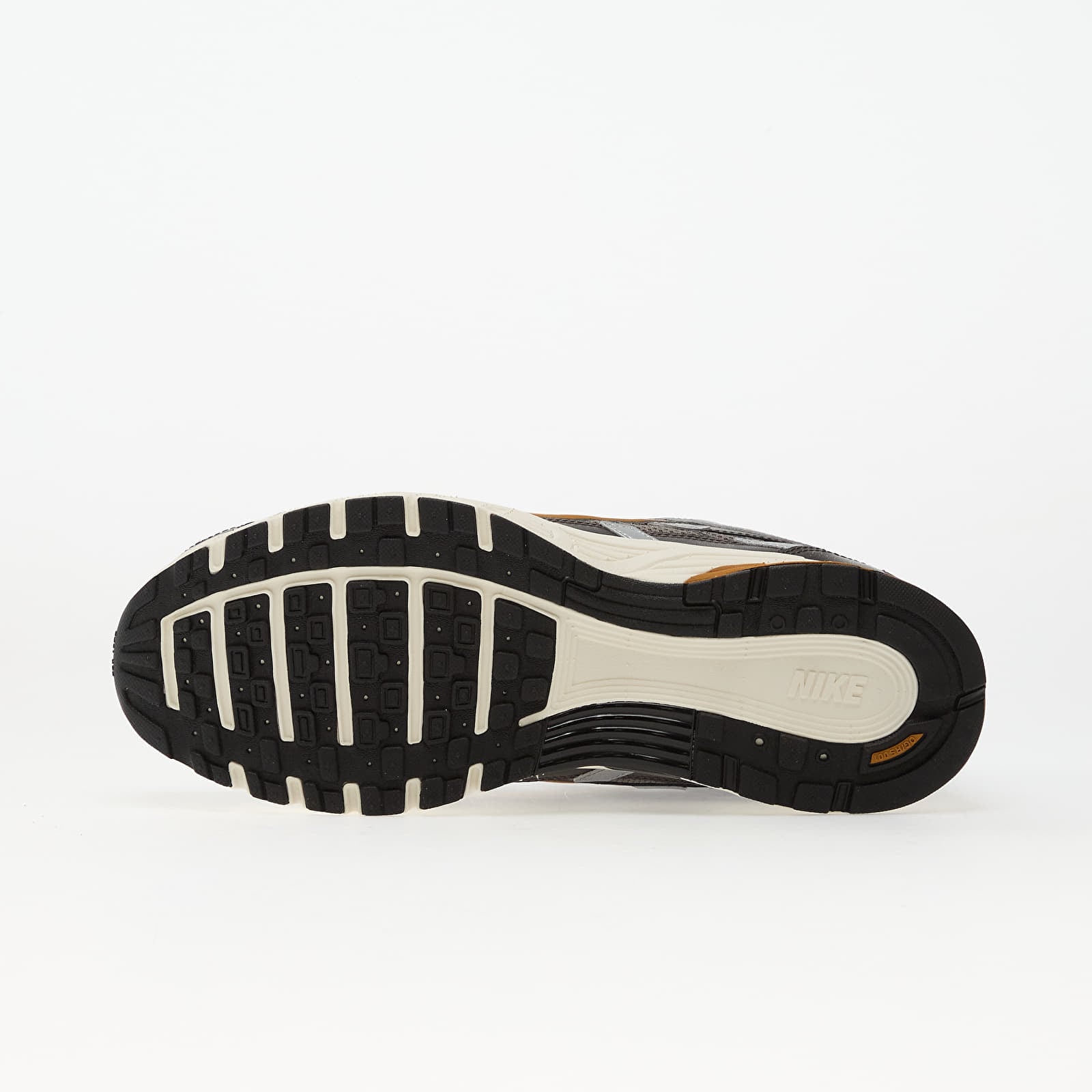 Чоловіче взуття Nike P-6000 Medium Ash/ Desert Ochre-Flat Pewter