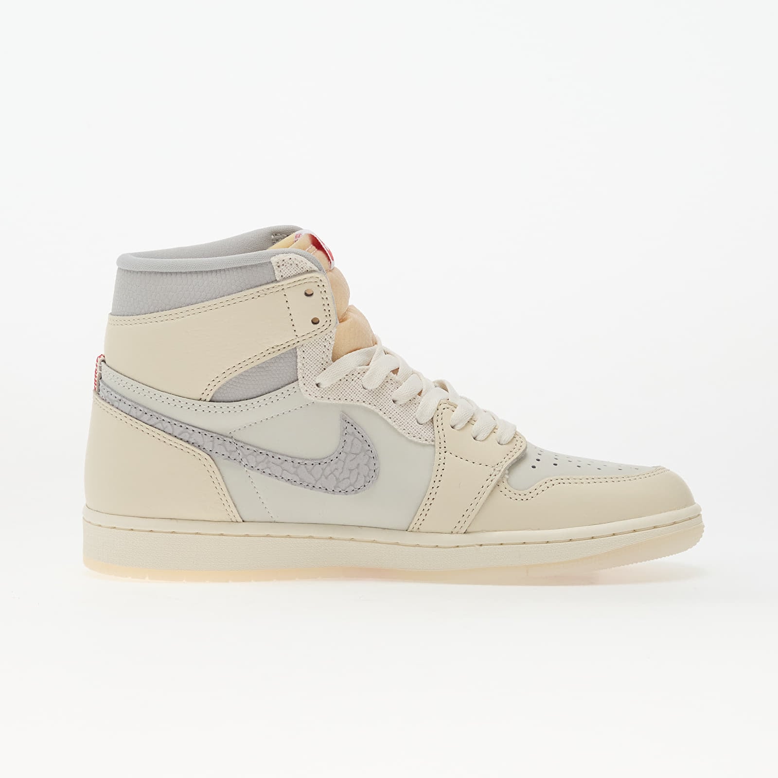 Vīriešu apavi Air Jordan 1 Retro High OG "Sail University Red" Sail/ University Red-Pale Ivory