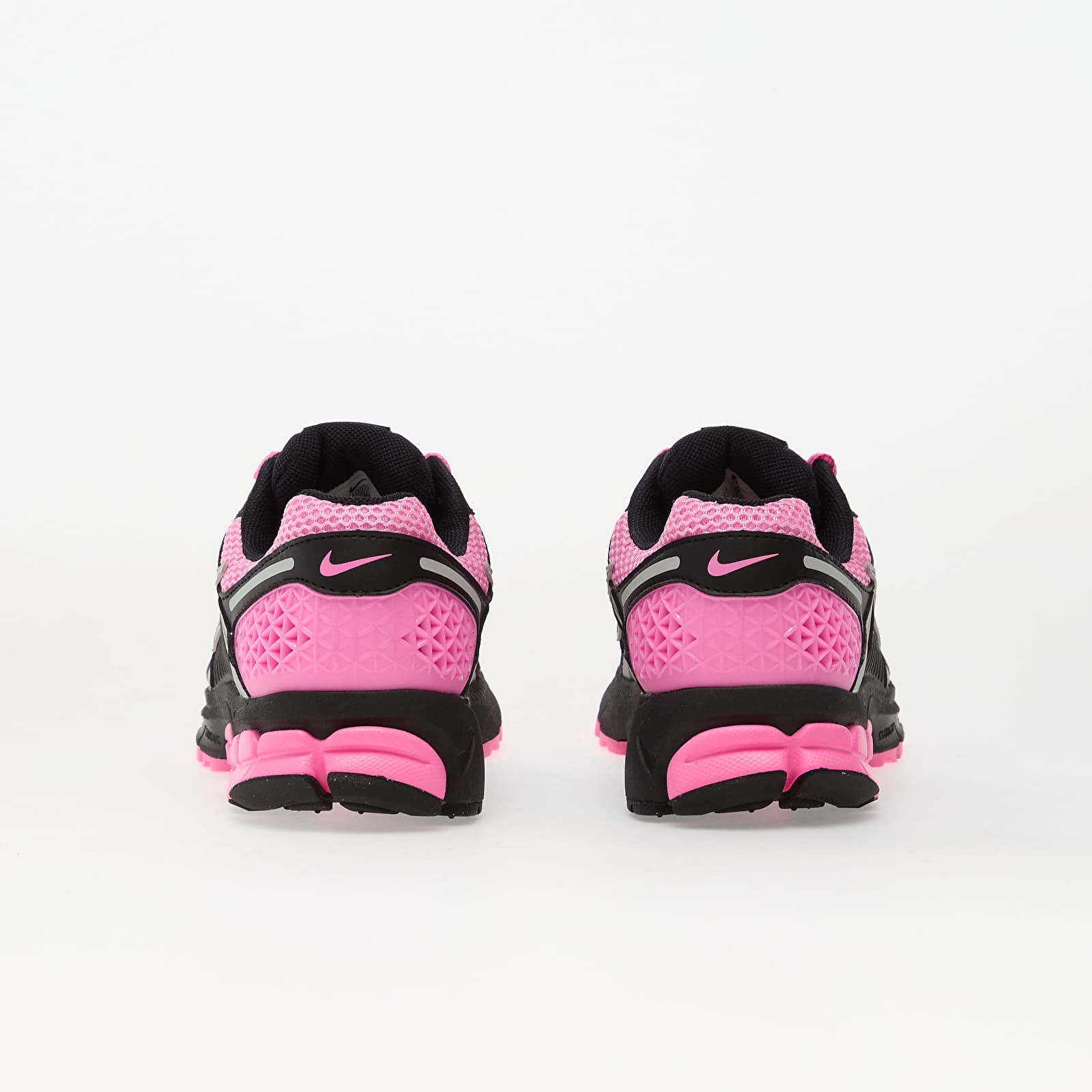 Chaussures et baskets femme Nike Zoom Vomero 5 Pink Spell/ Black-Mtlc Platinum-Pink Foam