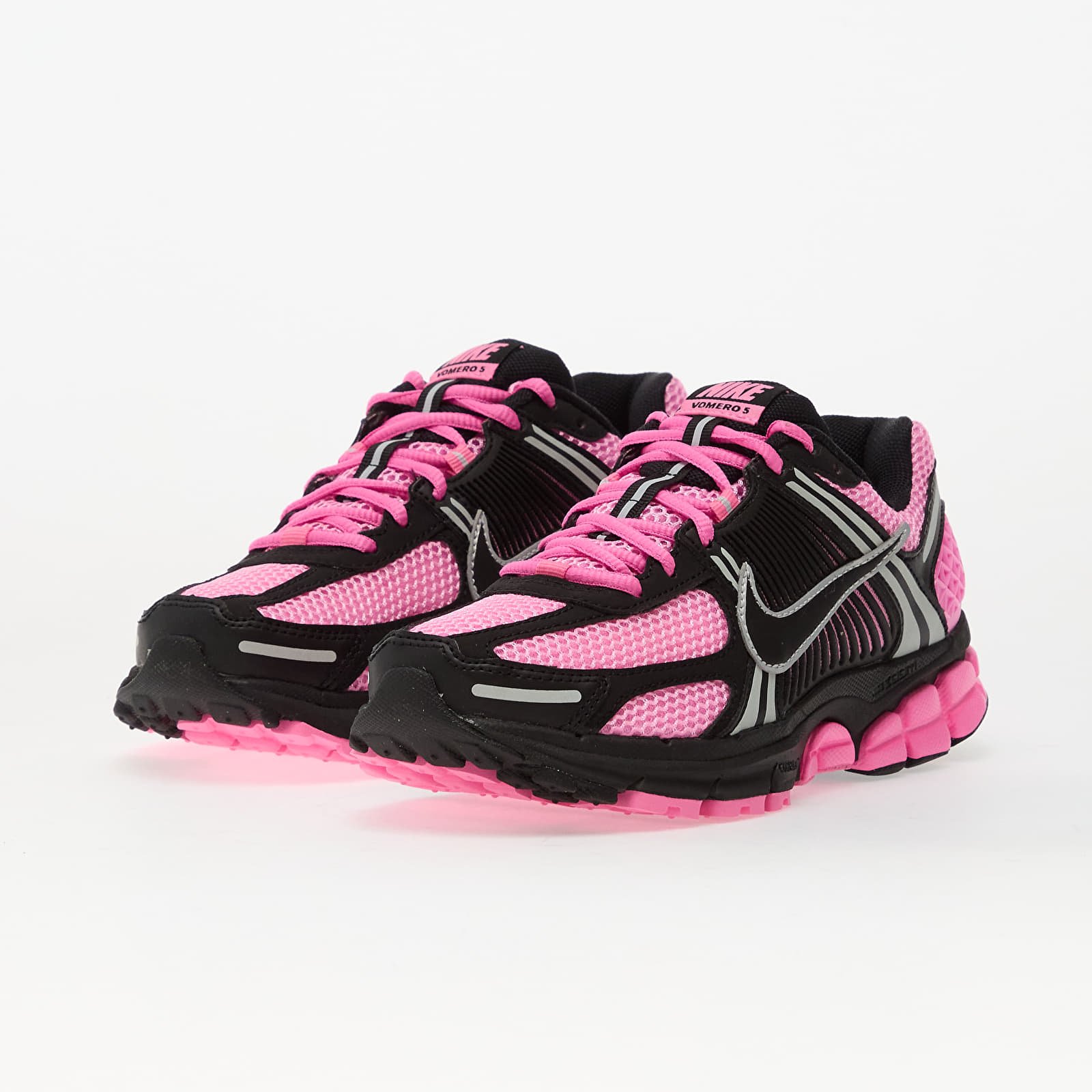 Chaussures et baskets femme Nike Zoom Vomero 5 Pink Spell/ Black-Mtlc Platinum-Pink Foam