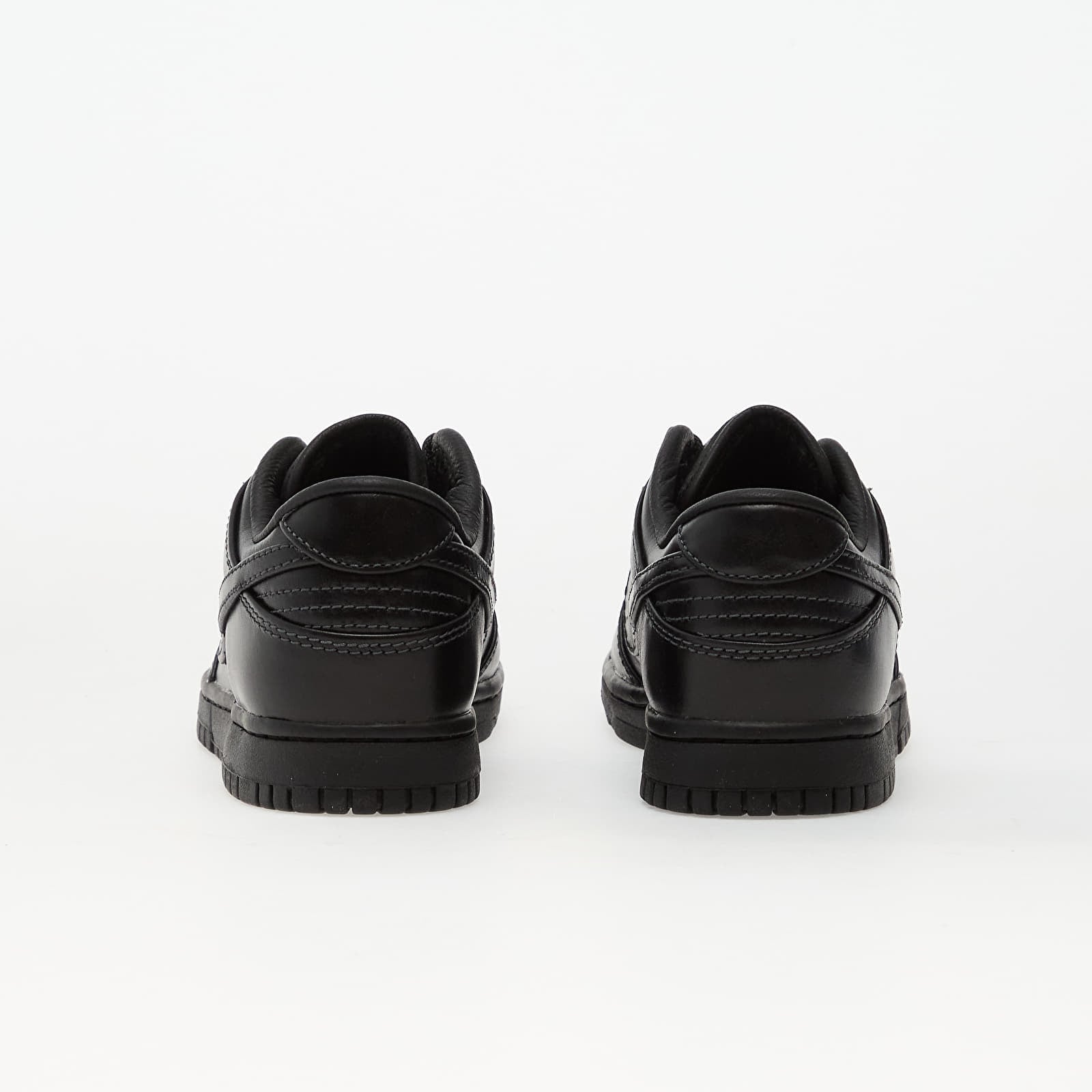 Skor för män Nike Dunk Low Retro Prm Qs Black/ Black-Black