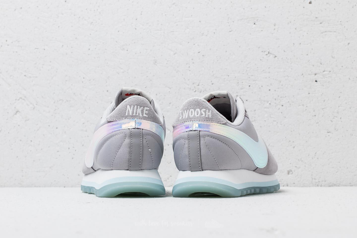 Damesko Nike Wmns Pre-Love O.X. Atmosphere Grey/ Summit White