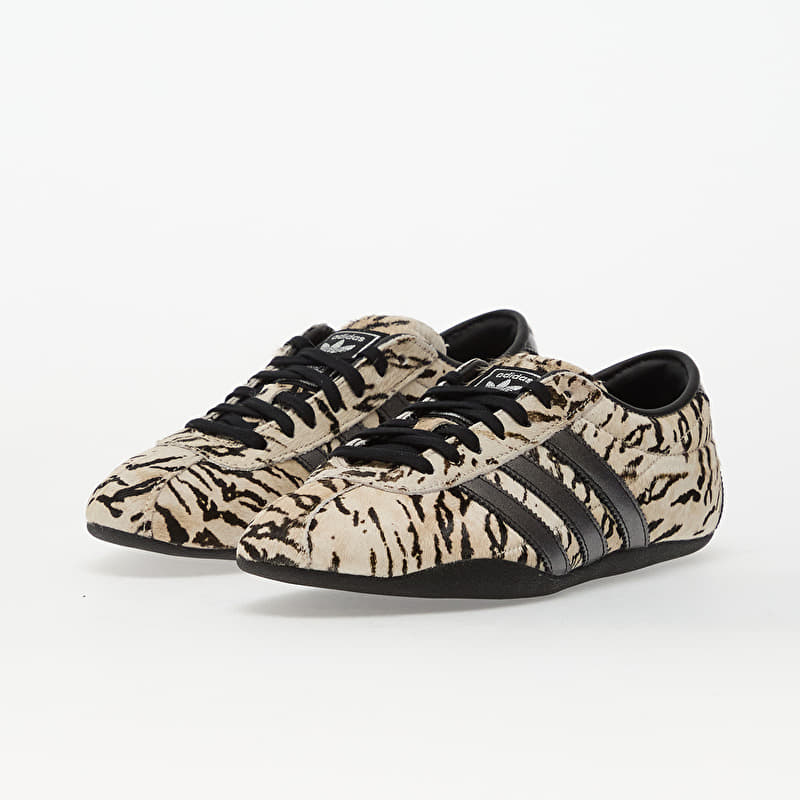 のん Women's shoes adidas TOKYO Off White/ Core Black/ Wonder White
