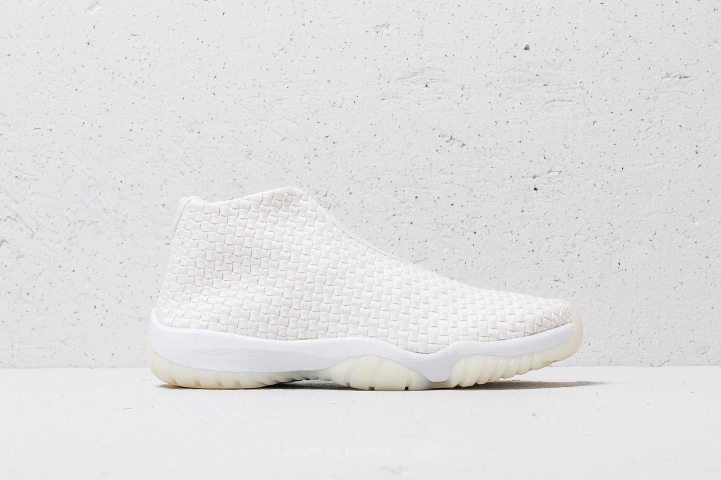 Jordan future phantom store